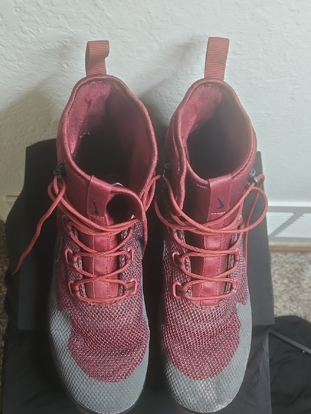 Woman's High-Top Athletic ACG Boots in Burgundy and Black